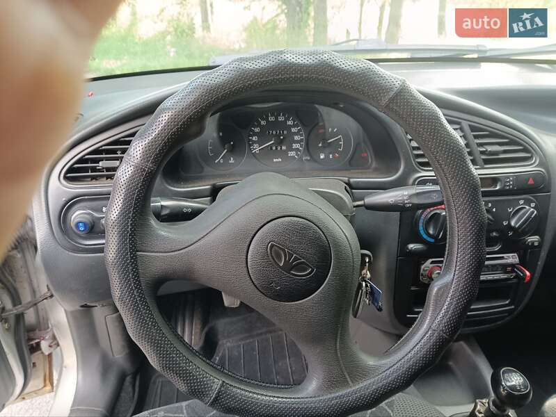 Седан Daewoo Lanos 2003 в Житомире