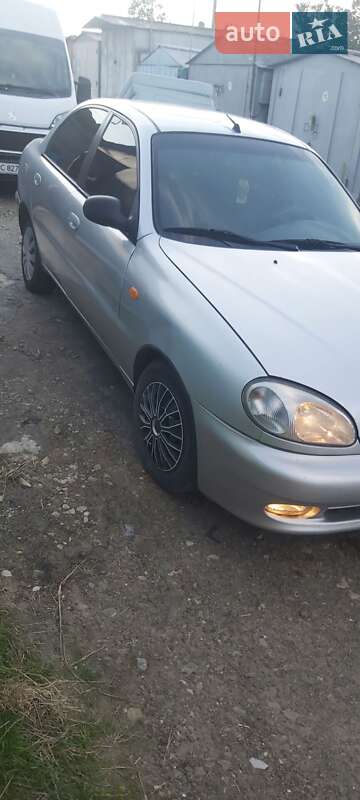 Седан Daewoo Lanos 2004 в Дрогобыче