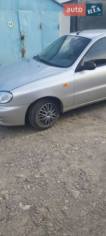 Седан Daewoo Lanos 2004 в Дрогобыче