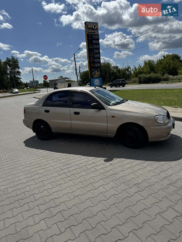 Седан Daewoo Lanos 2004 в Хмельницком