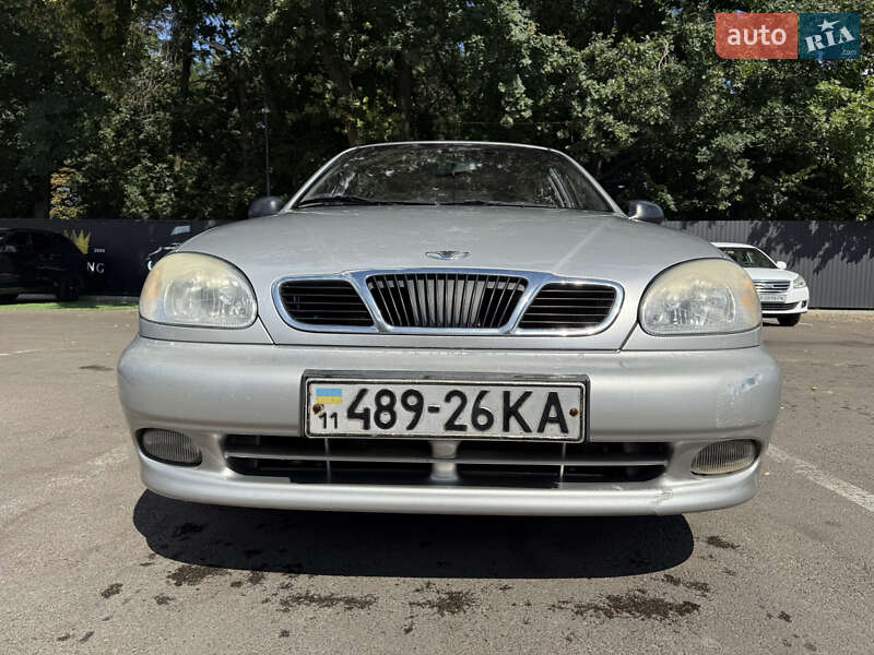Седан Daewoo Lanos 2002 в Киеве