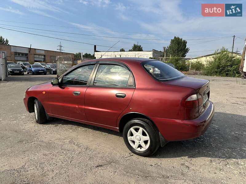 Седан Daewoo Lanos 2003 в Запорожье