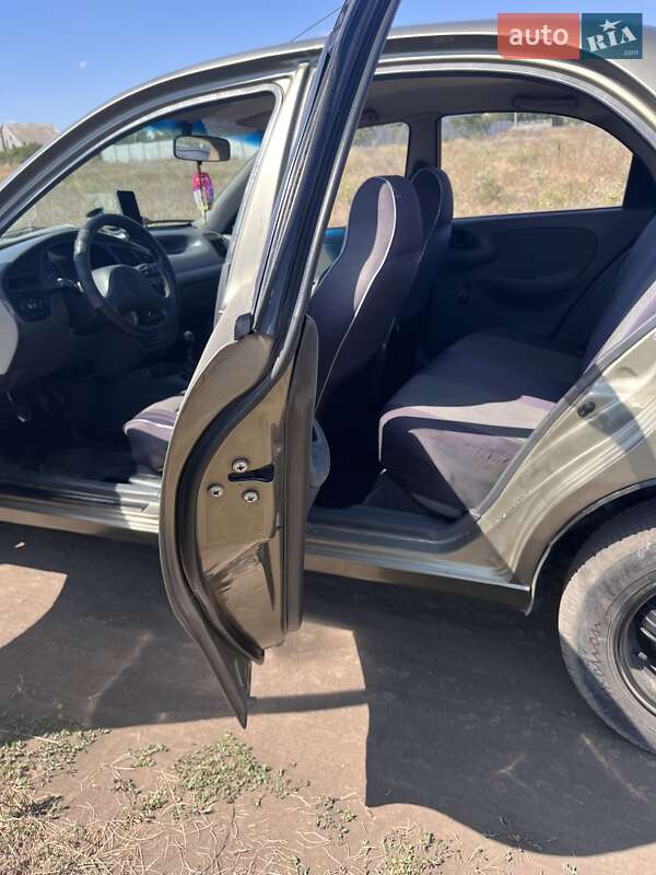 Седан Daewoo Lanos 2007 в Соленом