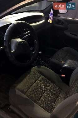 Седан Daewoo Lanos 2004 в 