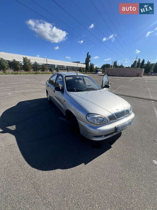 Седан Daewoo Lanos 2007 в Киеве