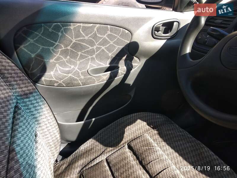 Седан Daewoo Lanos 2003 в Мукачево фото 32 Седан Daewoo Lanos 2003 в Мукачево