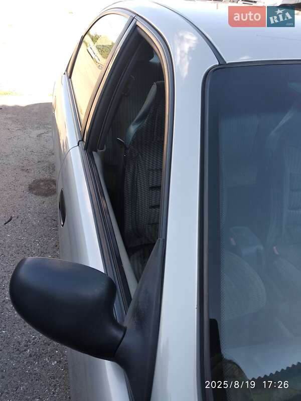 Седан Daewoo Lanos 2003 в Мукачево фото 39 Седан Daewoo Lanos 2003 в Мукачево