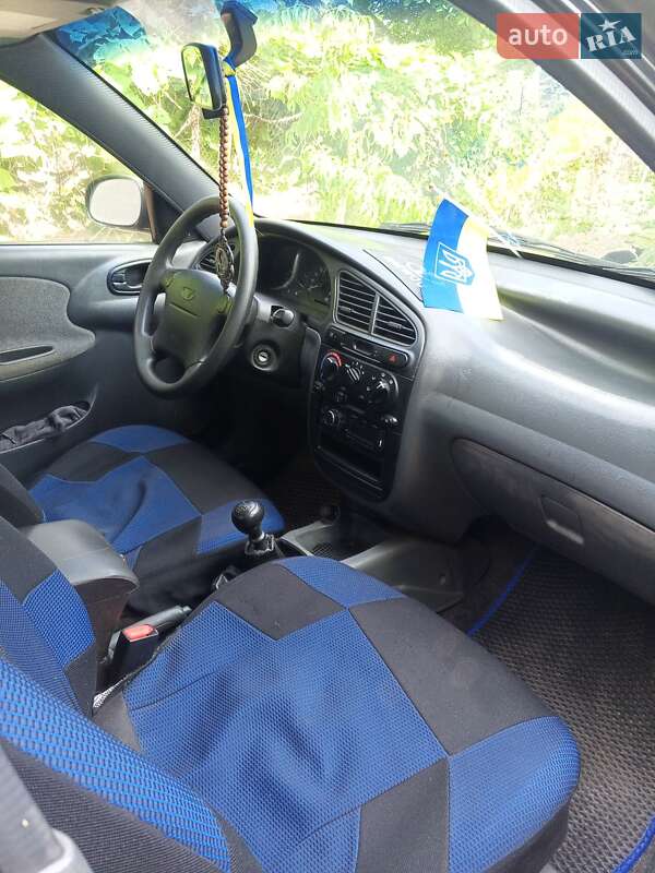 Седан Daewoo Lanos 2008 в Славутиче