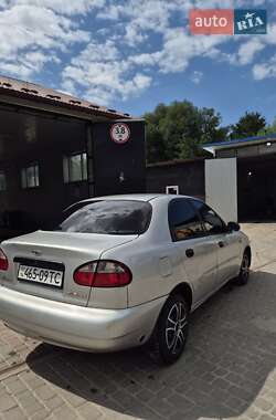 Седан Daewoo Lanos 2002 в 