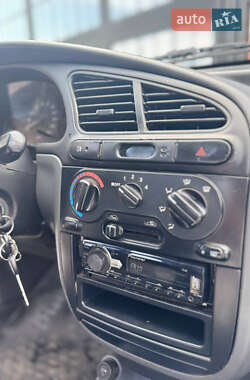 Седан Daewoo Lanos 2011 в 