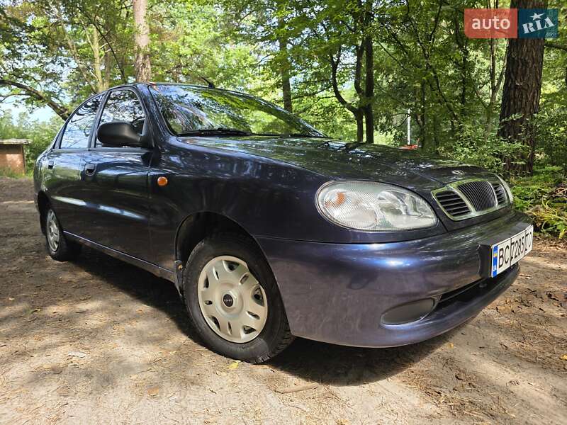 Седан Daewoo Lanos 2003 в Львове