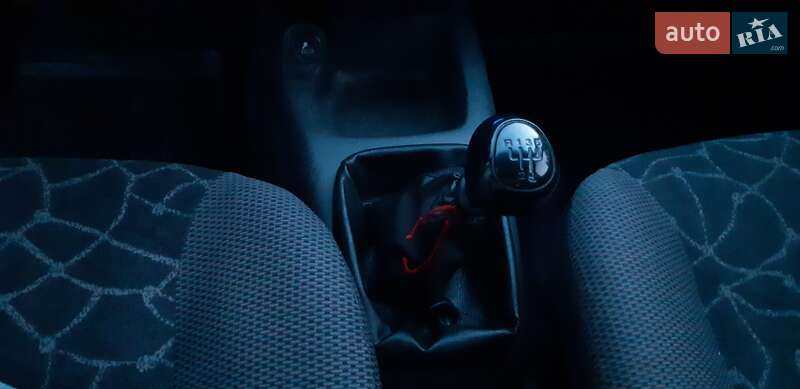 Седан Daewoo Lanos 2003 в Черкассах