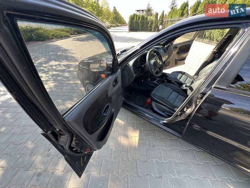 Седан Daewoo Lanos 2006 в Одессе