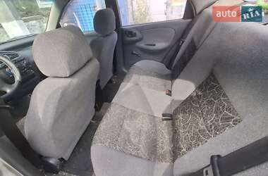 Седан Daewoo Lanos 2004 в 