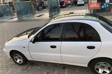 Седан Daewoo Lanos 2002 в 