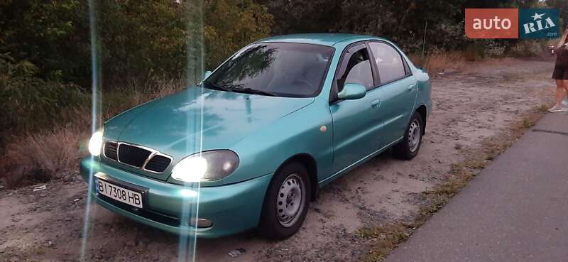 Седан Daewoo Lanos 1998 в Горишних Плавнях
