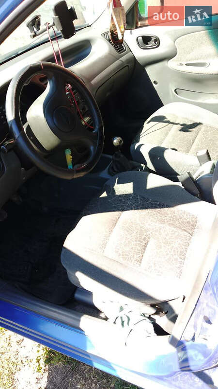 Седан Daewoo Lanos 2008 в Бурыни