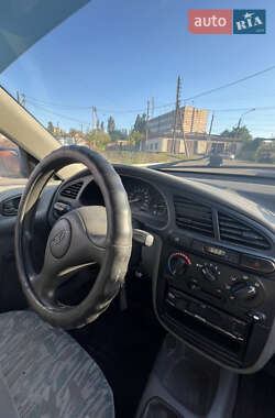Седан Daewoo Lanos 2004 в 