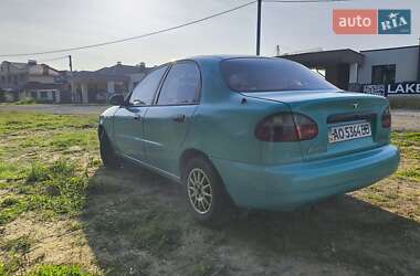 Седан Daewoo Lanos 1998 в 
