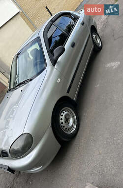 Седан Daewoo Lanos 2003 в Золотоноше