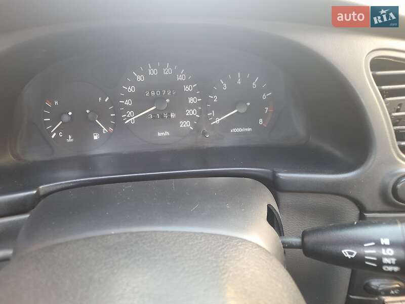 Седан Daewoo Lanos 2010 в Чопе