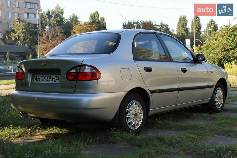 Седан Daewoo Lanos 2004 в Києві