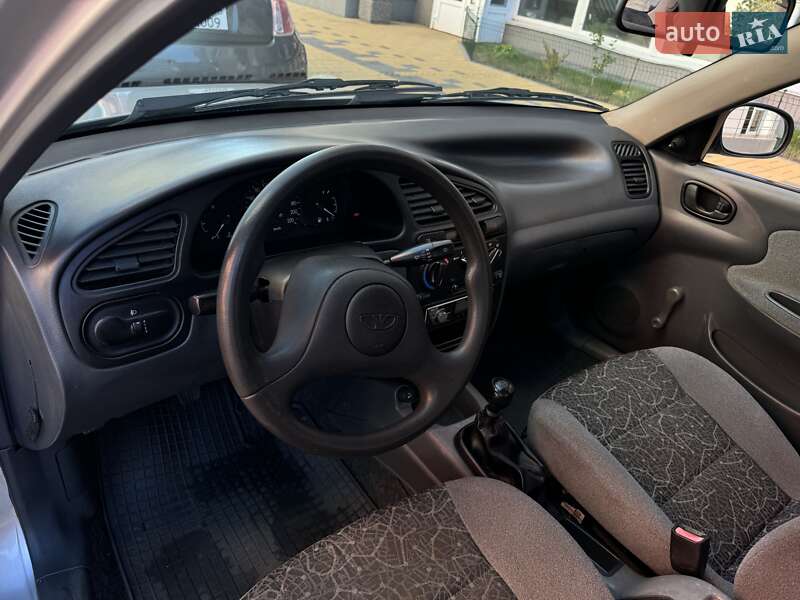 Седан Daewoo Lanos 2008 в Києві