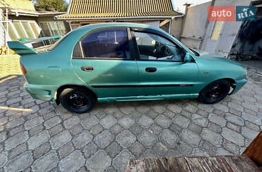 Седан Daewoo Lanos 1998 в 