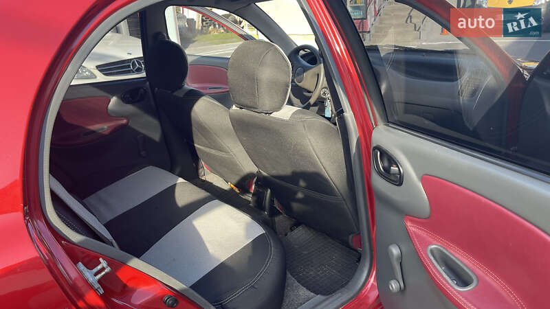 Седан Daewoo Lanos 2008 в Черновцах