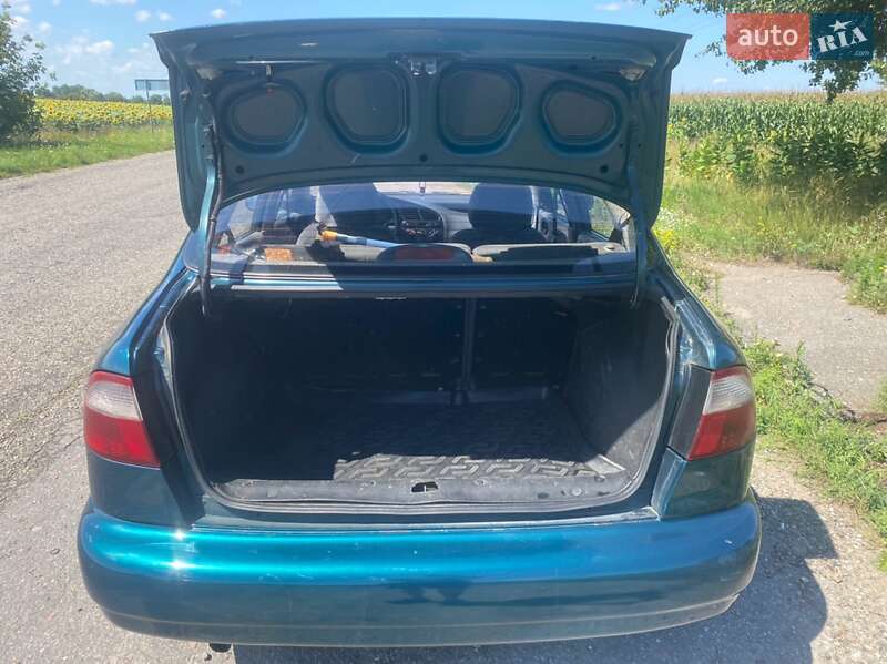 Седан Daewoo Lanos 2006 в Березане