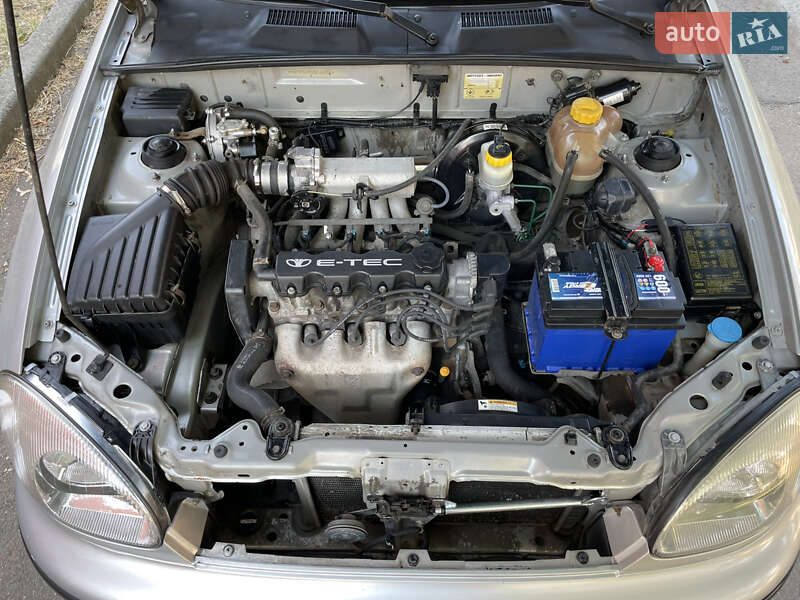 Седан Daewoo Lanos 2002 в Николаеве