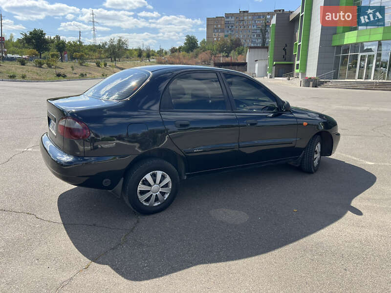 Седан Daewoo Lanos 2009 в Кривом Роге