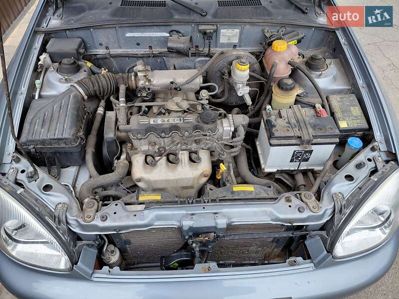 Седан Daewoo Lanos 2006 в Малині