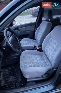 Седан Daewoo Lanos 2004 в 