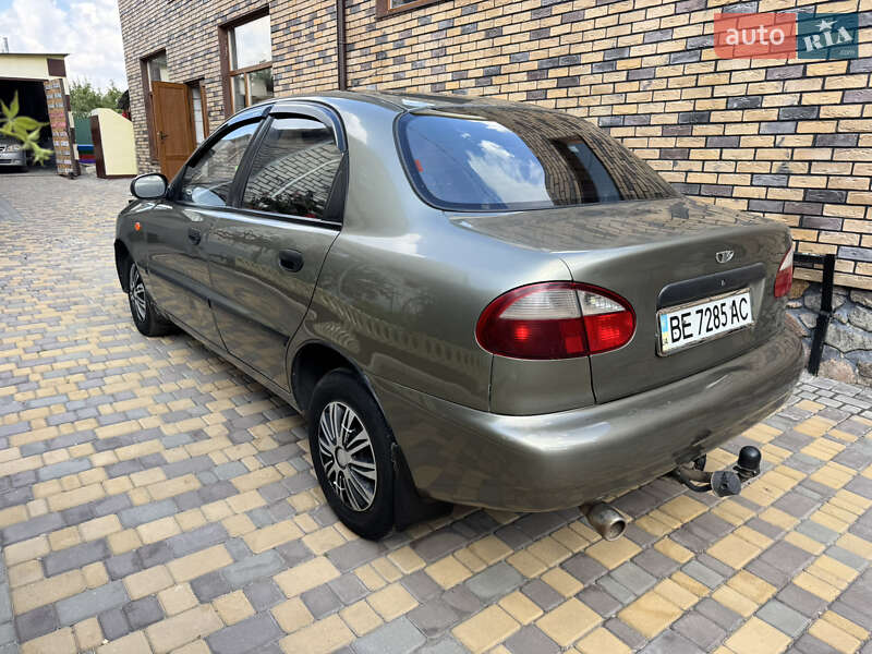 Седан Daewoo Lanos 2005 в Новом Буге