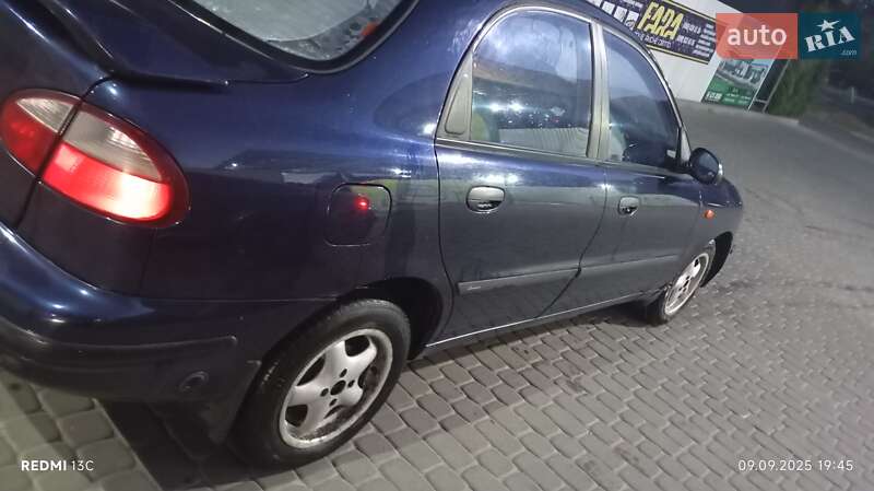 Седан Daewoo Lanos 2003 в Черкассах