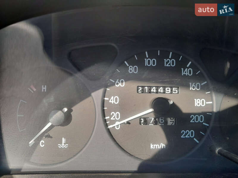 Седан Daewoo Lanos 2008 в Ромнах