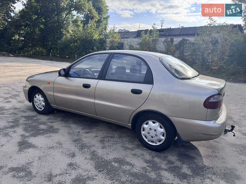 Седан Daewoo Lanos 2008 в Киеве