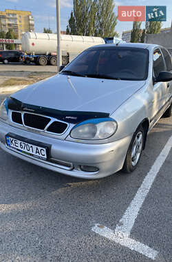 Седан Daewoo Lanos 2002 в Днепре