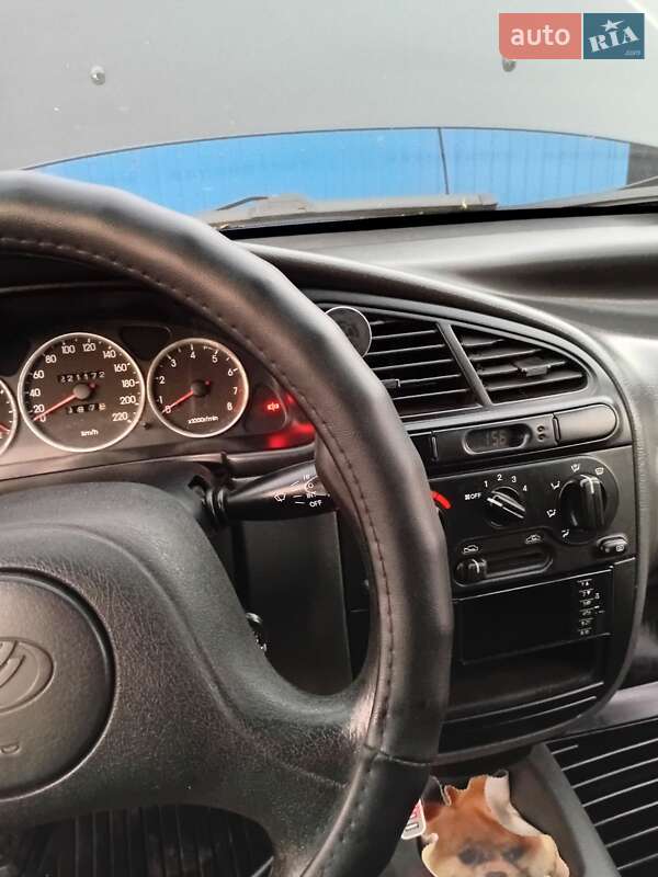 Седан Daewoo Lanos 2010 в Кривом Роге