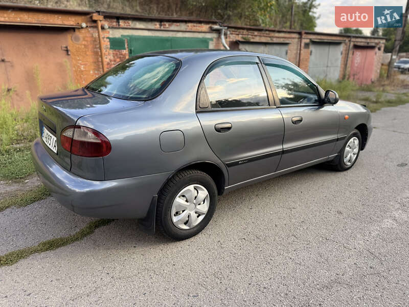 Седан Daewoo Lanos 2009 в Лубнах
