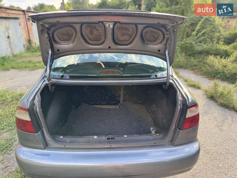 Седан Daewoo Lanos 2009 в Лубнах