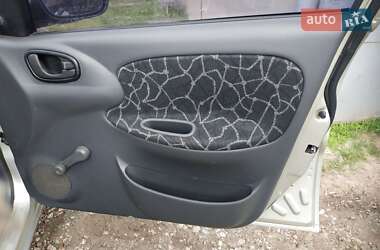Седан Daewoo Lanos 2003 в 
