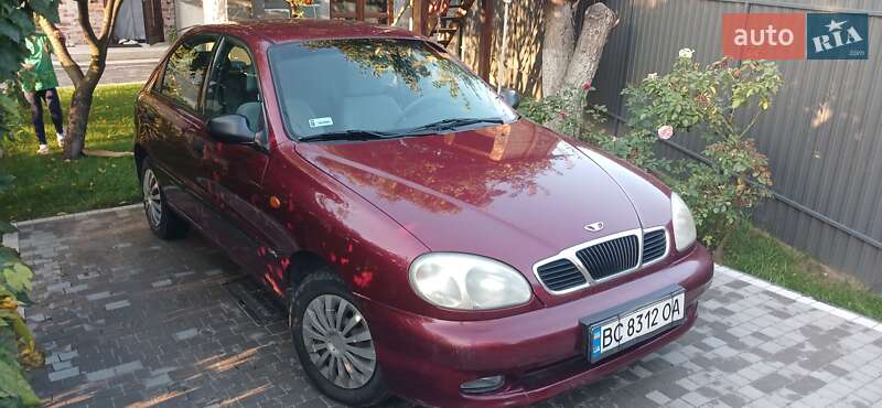 Хетчбек Daewoo Lanos 1999 в Львові