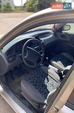 Седан Daewoo Lanos 2004 в 