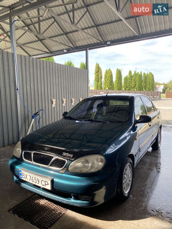 Седан Daewoo Lanos 2004 в Дунаївцях