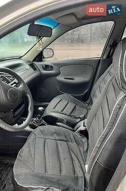 Хетчбек Daewoo Lanos 2004 в 
