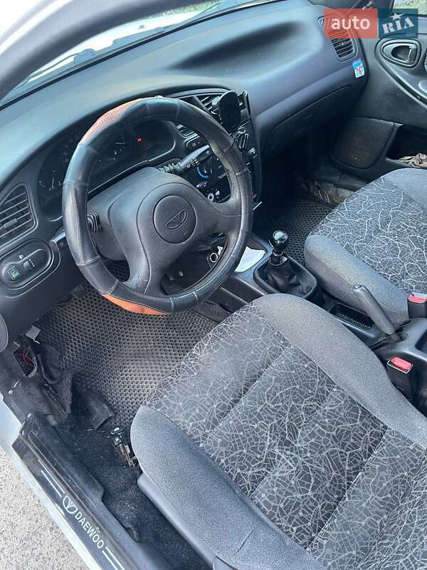 Седан Daewoo Lanos 1998 в Киеве
