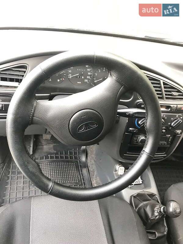 Седан Daewoo Lanos 2005 в Горишних Плавнях