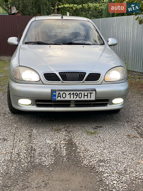 Седан Daewoo Lanos 2008 в 